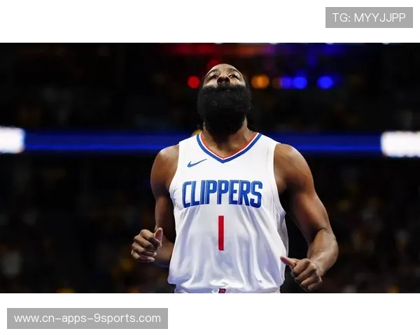 哈登三双也救不了快船:管理层该扛锅了! 哈登三双也救不了快船:管理层该扛锅了!