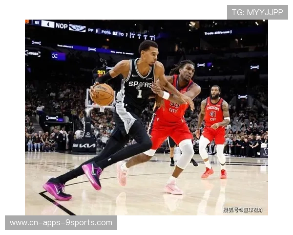 马刺再战鹈鹕:福克斯复出成看点,马刺队福布斯去哪了 马刺再战鹈鹕:福克斯复出成看点,马刺队福布斯去哪了